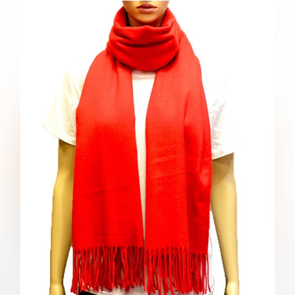 593. Soft RED Fringe Scarf NEW Item NWT One Size - Picture 1 of 3